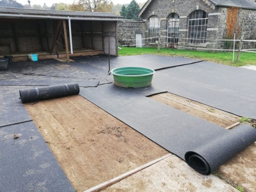 Tapis / rouleaux en caoutchouc